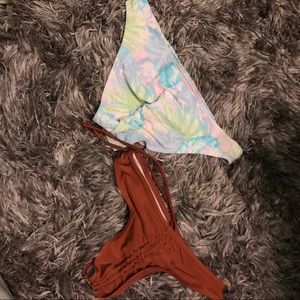 bundle of scrunchie swim bottoms👙